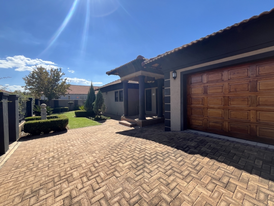 3 Bedroom Property for Sale in Baillie Park North West